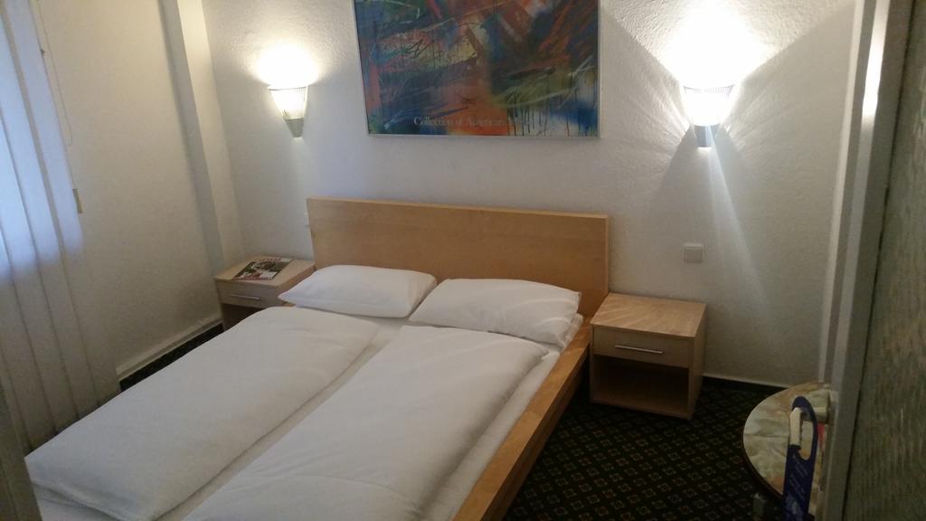 Hotelgarni Frankfurt Frankfurt am Main Exterior photo