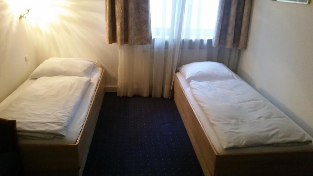 Hotelgarni Frankfurt Frankfurt am Main Room photo