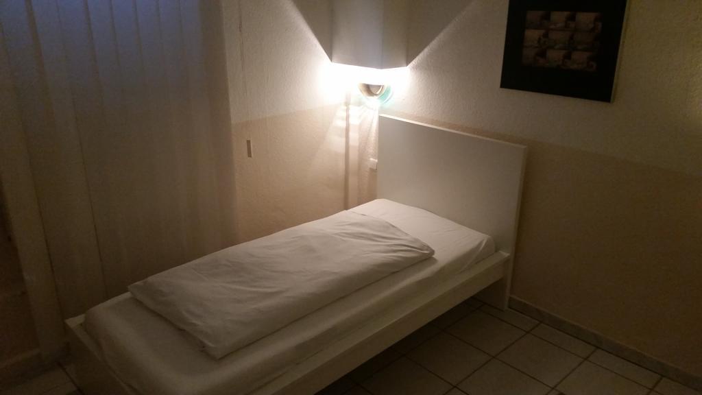 Hotelgarni Frankfurt Frankfurt am Main Room photo